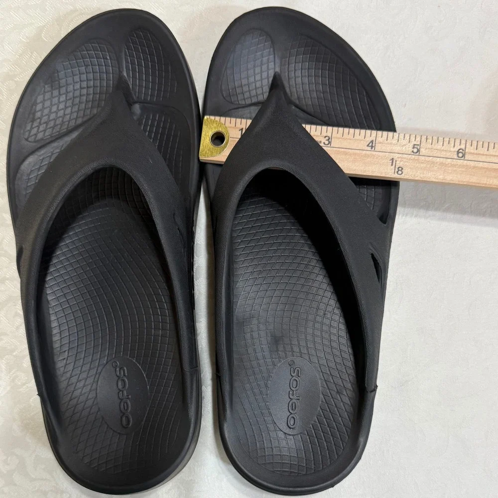 OOFOS OOriginal Recovery Sandal Unisex M10 W12 Black Post Workout Flip Flop